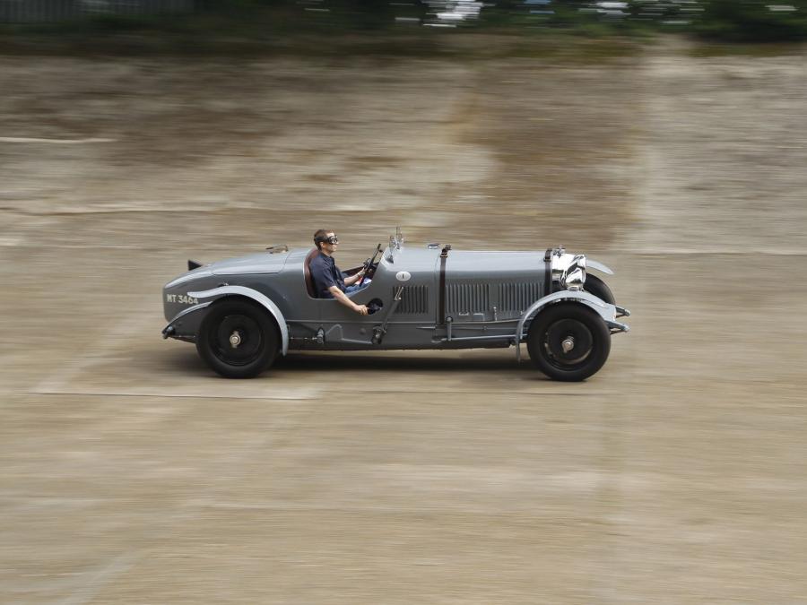  Bentley 6&frac12;-Litre Roadster 1928 года  (фото 1 из 2)